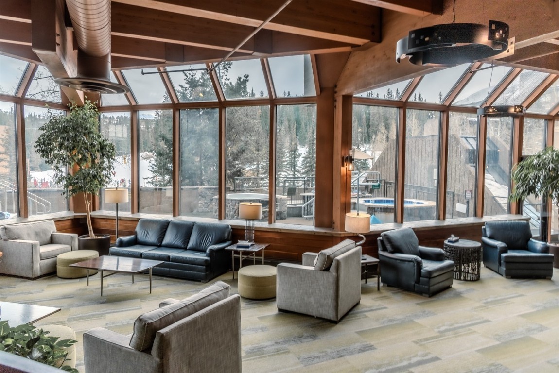 640 Village ROAD 4422