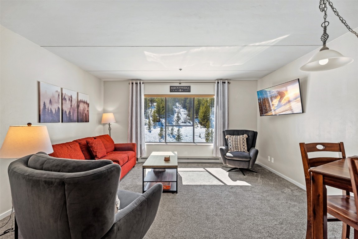 640 Village ROAD 4422