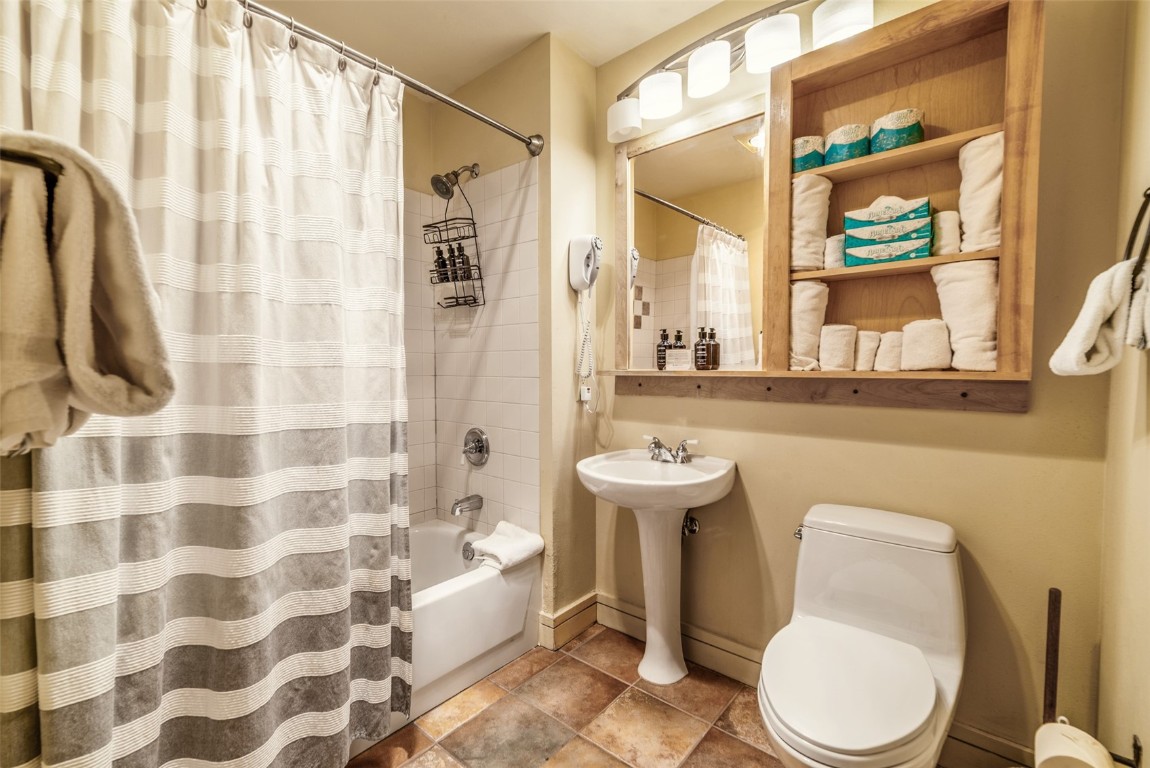 140 Ida Belle DRIVE 8178