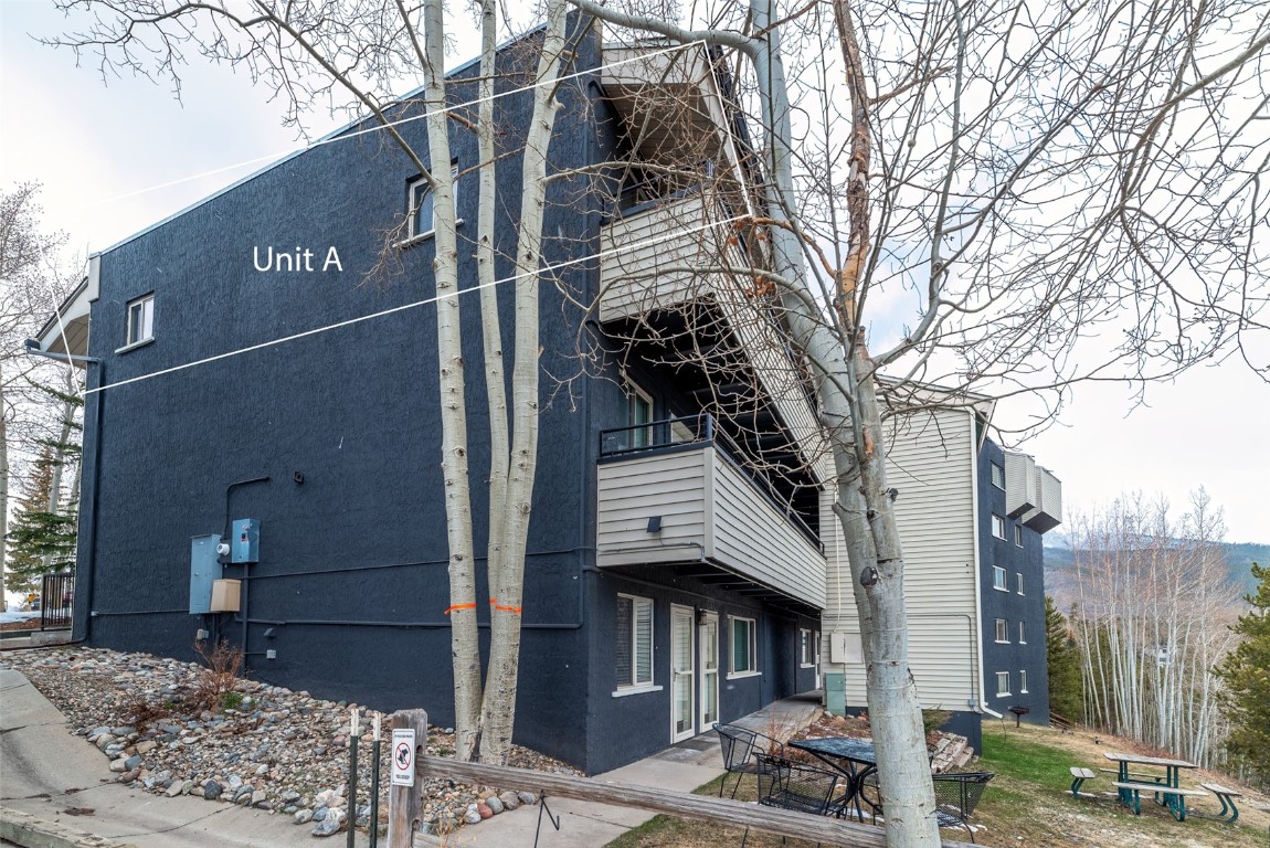 370 E La Bonte STREET A