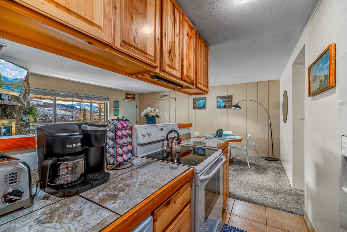 370 E La Bonte STREET A