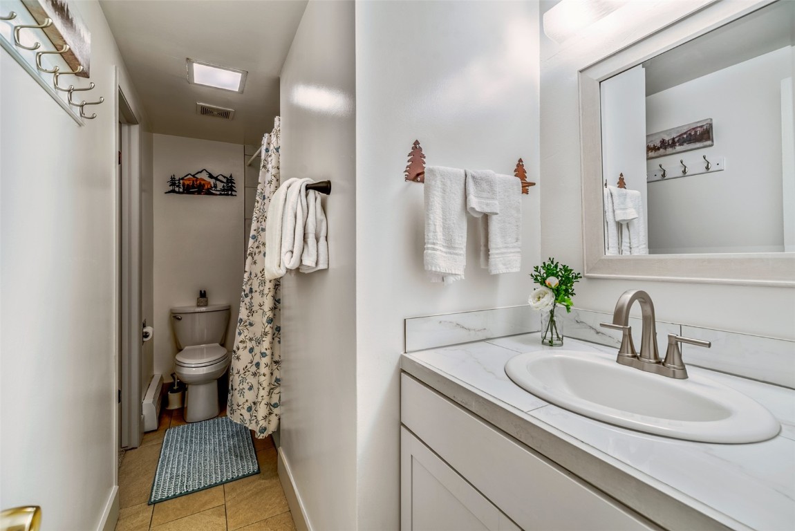 370 E La Bonte STREET A