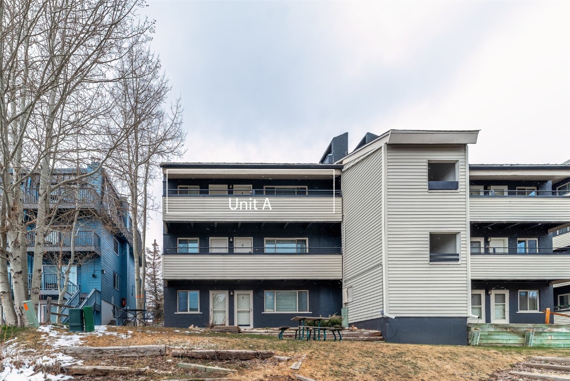 370 E La Bonte STREET A