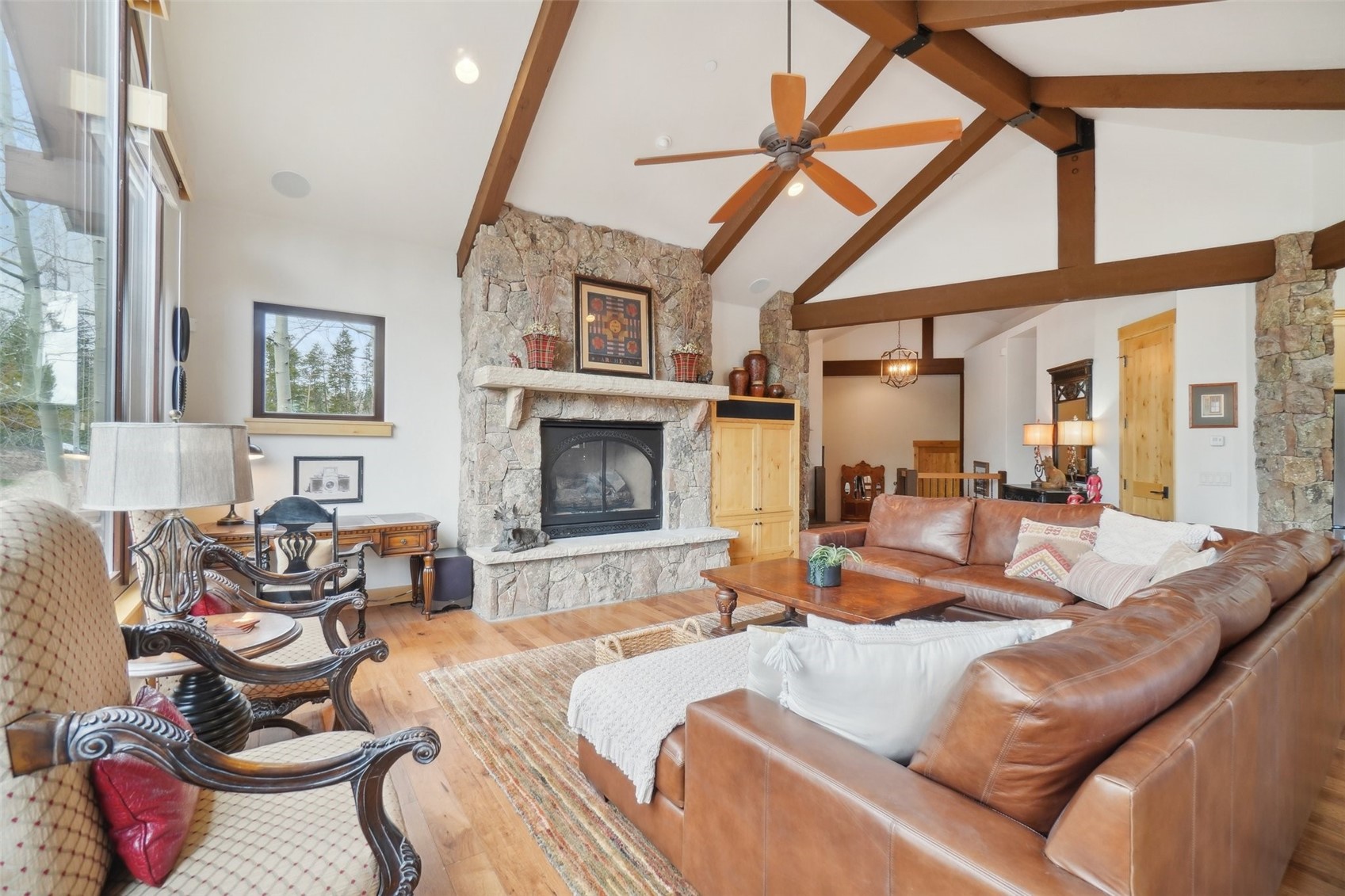 440 Two Cabins DRIVE