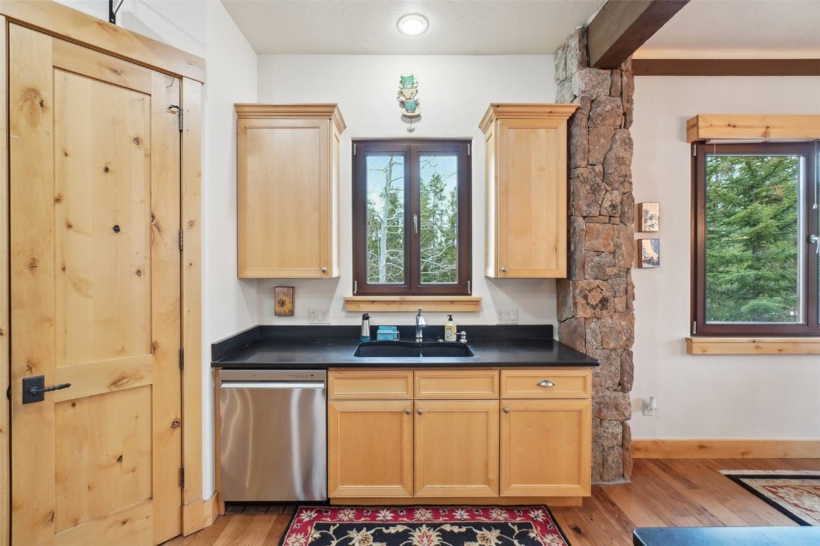 440 Two Cabins DRIVE