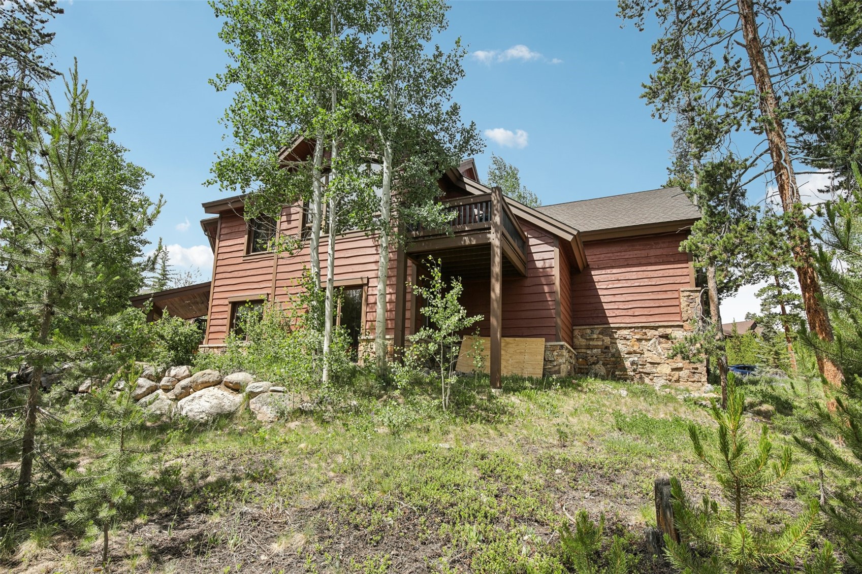 440 Two Cabins DRIVE