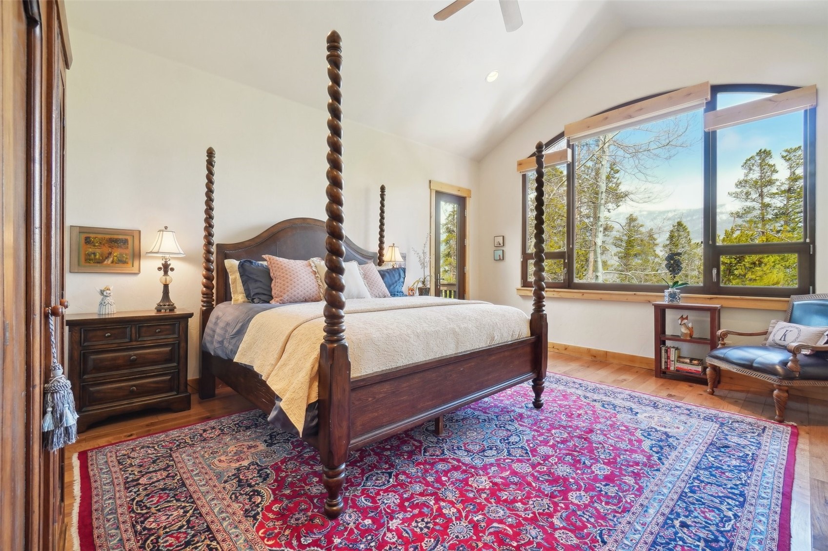 440 Two Cabins DRIVE