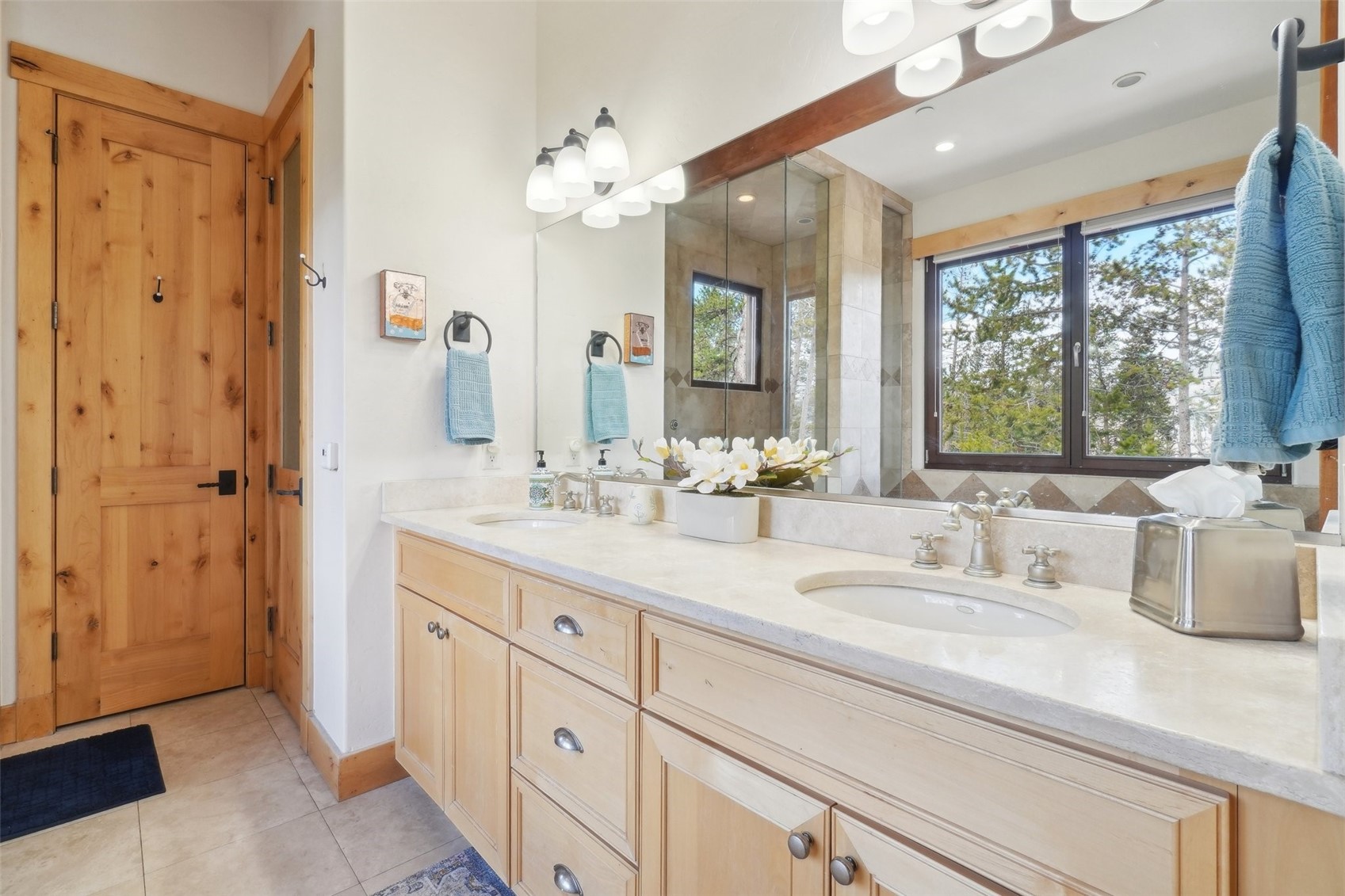 440 Two Cabins DRIVE