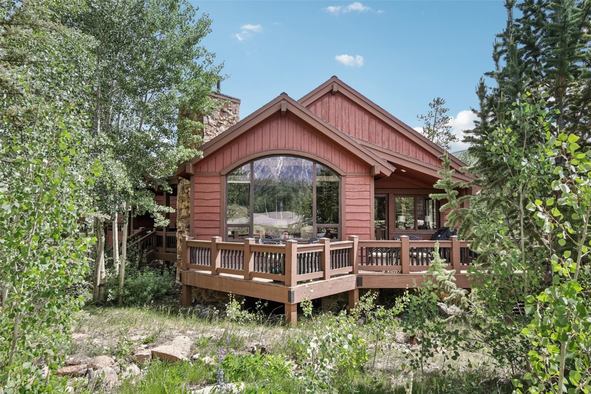 440 Two Cabins DRIVE
