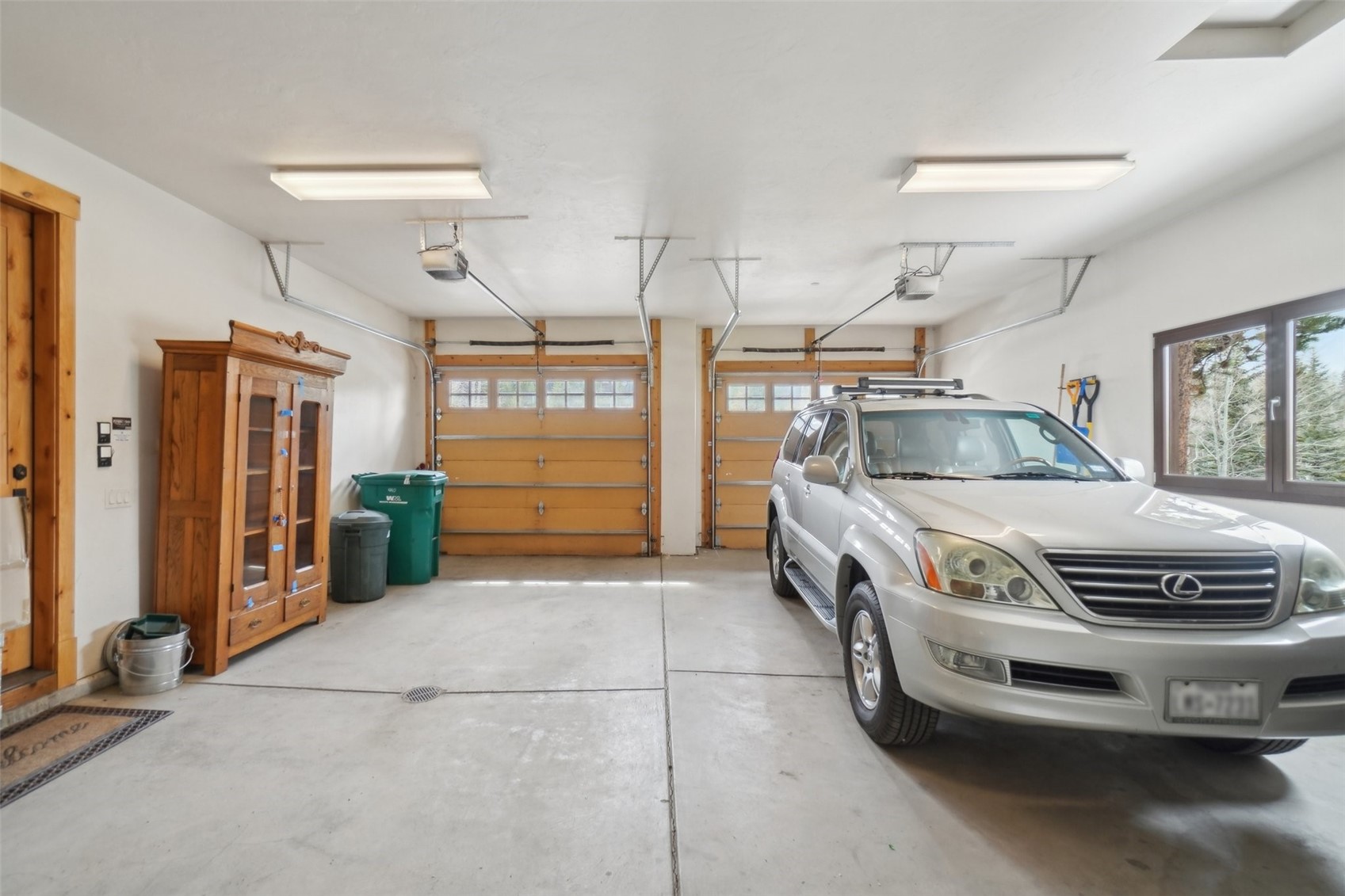 440 Two Cabins DRIVE