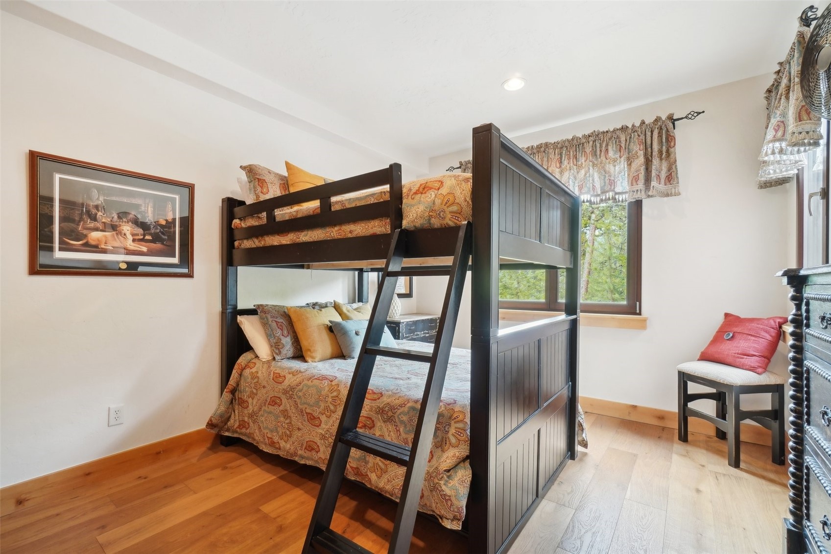 440 Two Cabins DRIVE