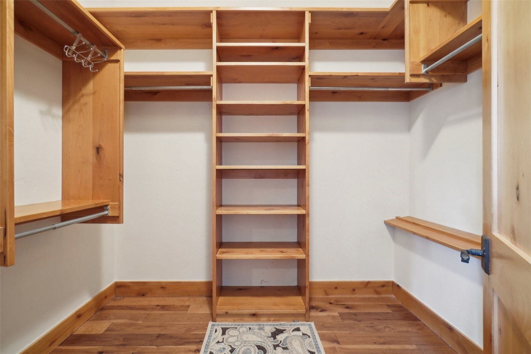 440 Two Cabins DRIVE