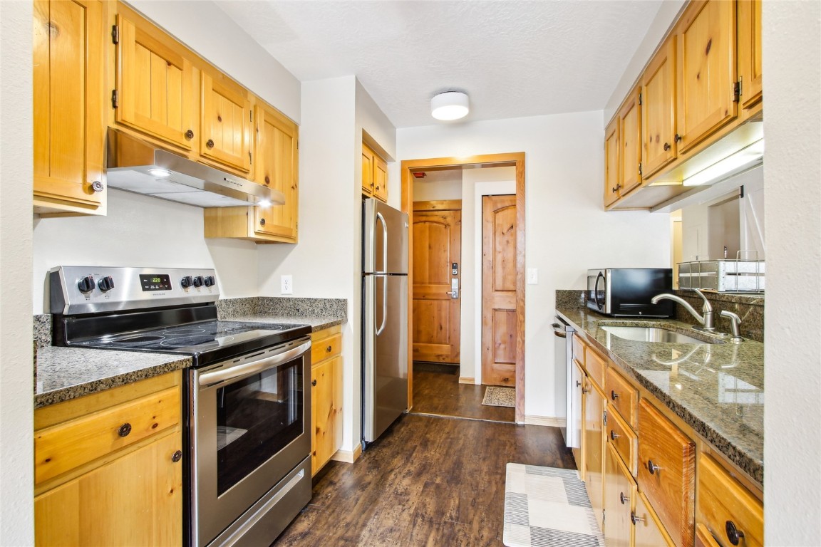 22320 Us Highway 6 1762