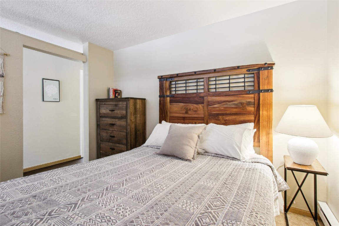 22320 Us Highway 6 1762