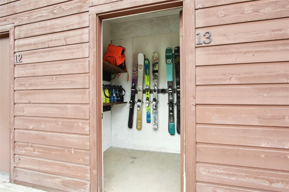 22320 Us Highway 6 1762