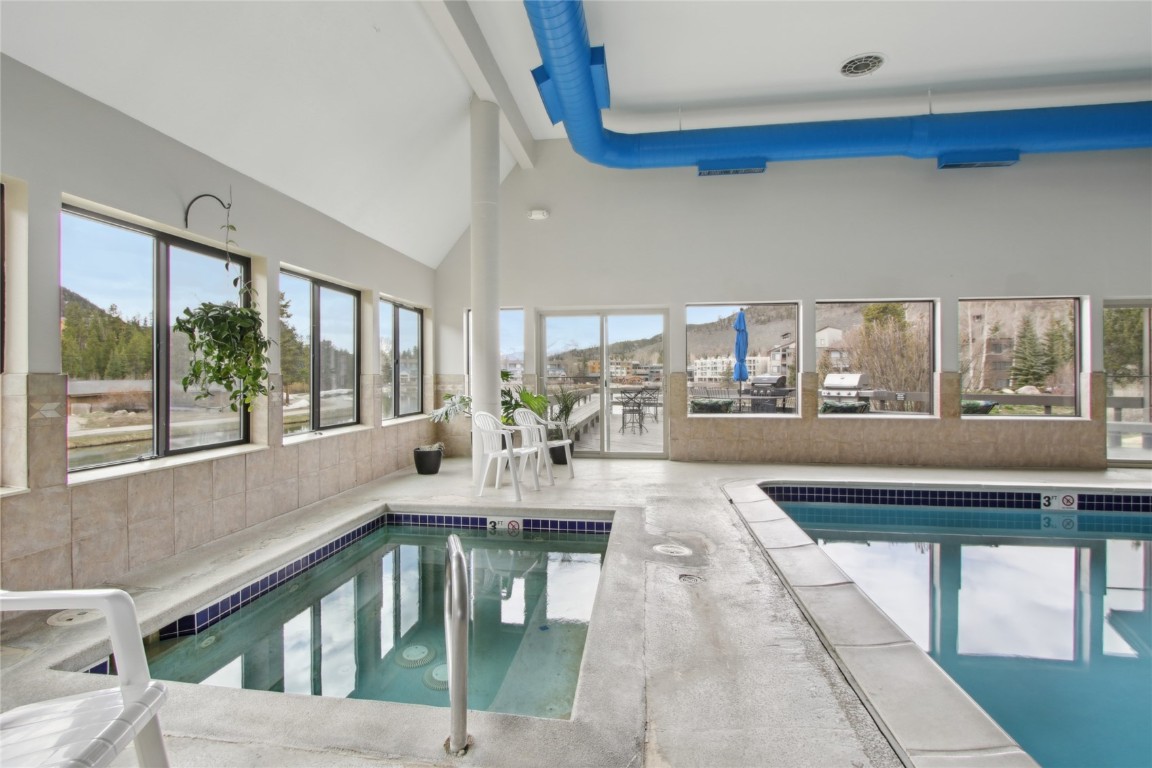 22320 Us Highway 6 1762