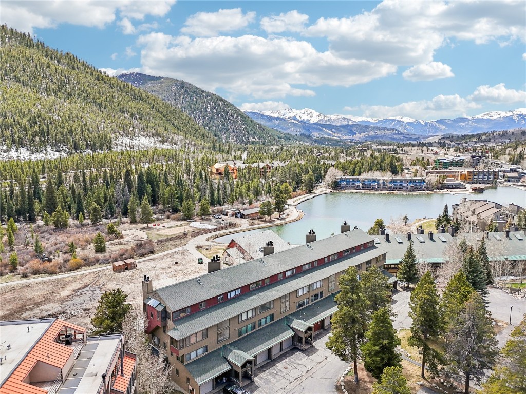 22320 Us Highway 6 1762