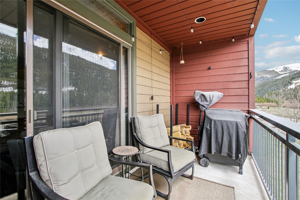 22320 Us Highway 6 1762