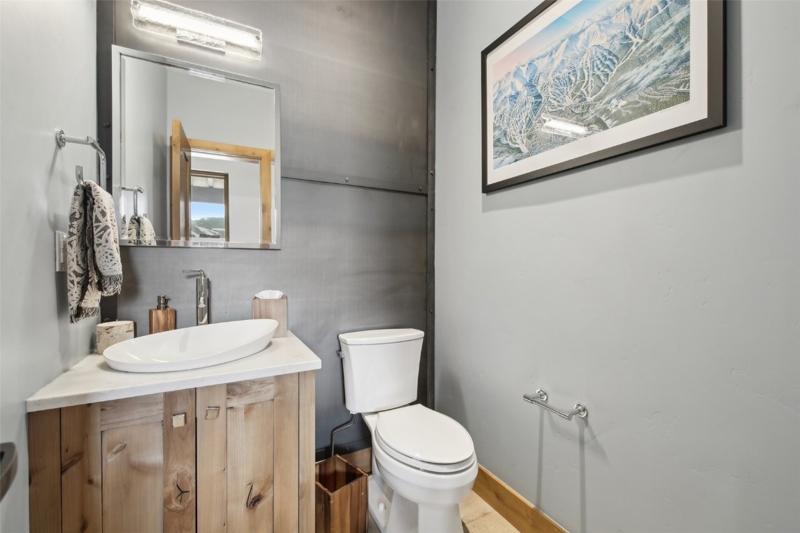 212 Cucumber Creek ROAD