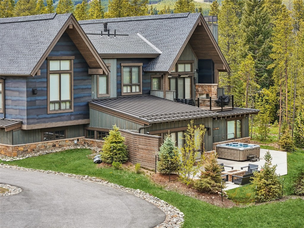 212 Cucumber Creek ROAD