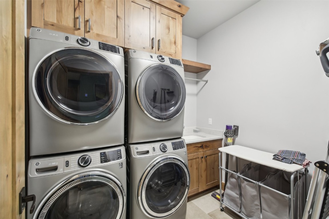 212 Cucumber Creek ROAD