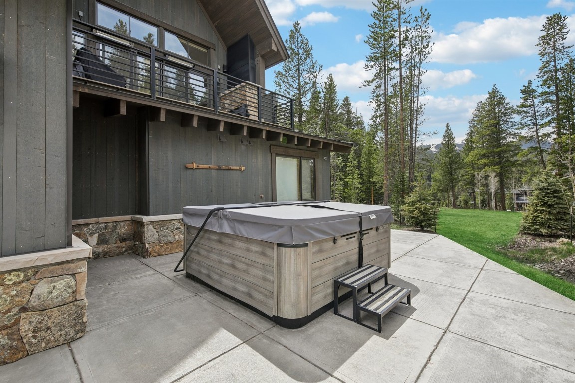 212 Cucumber Creek ROAD