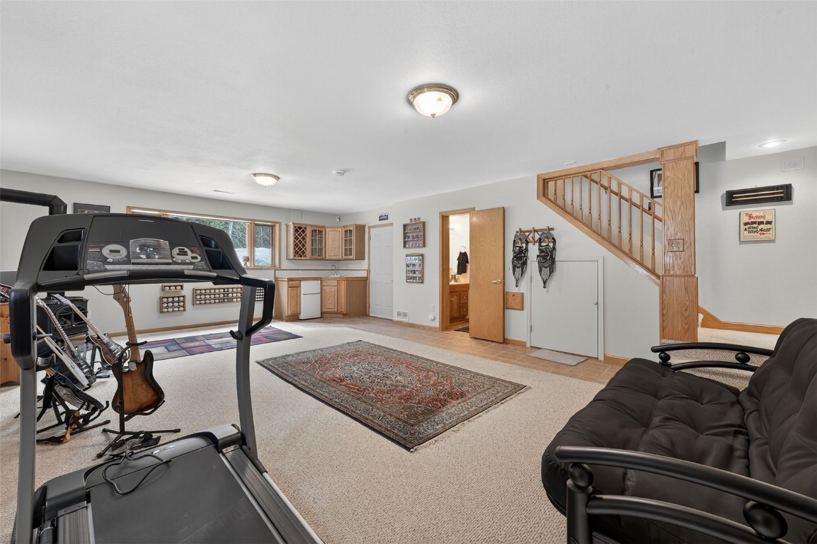 441 Kimmes LANE