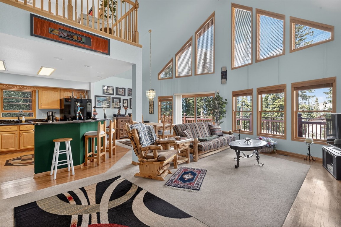 441 Kimmes LANE