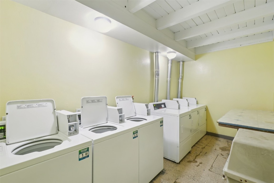 4200 Lodge Pole CIRCLE 205