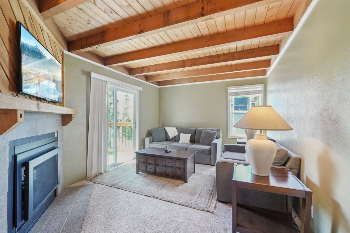 4200 Lodge Pole CIRCLE 205