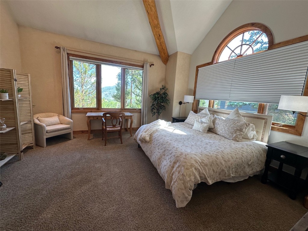 368 Black Hawk CIRCLE