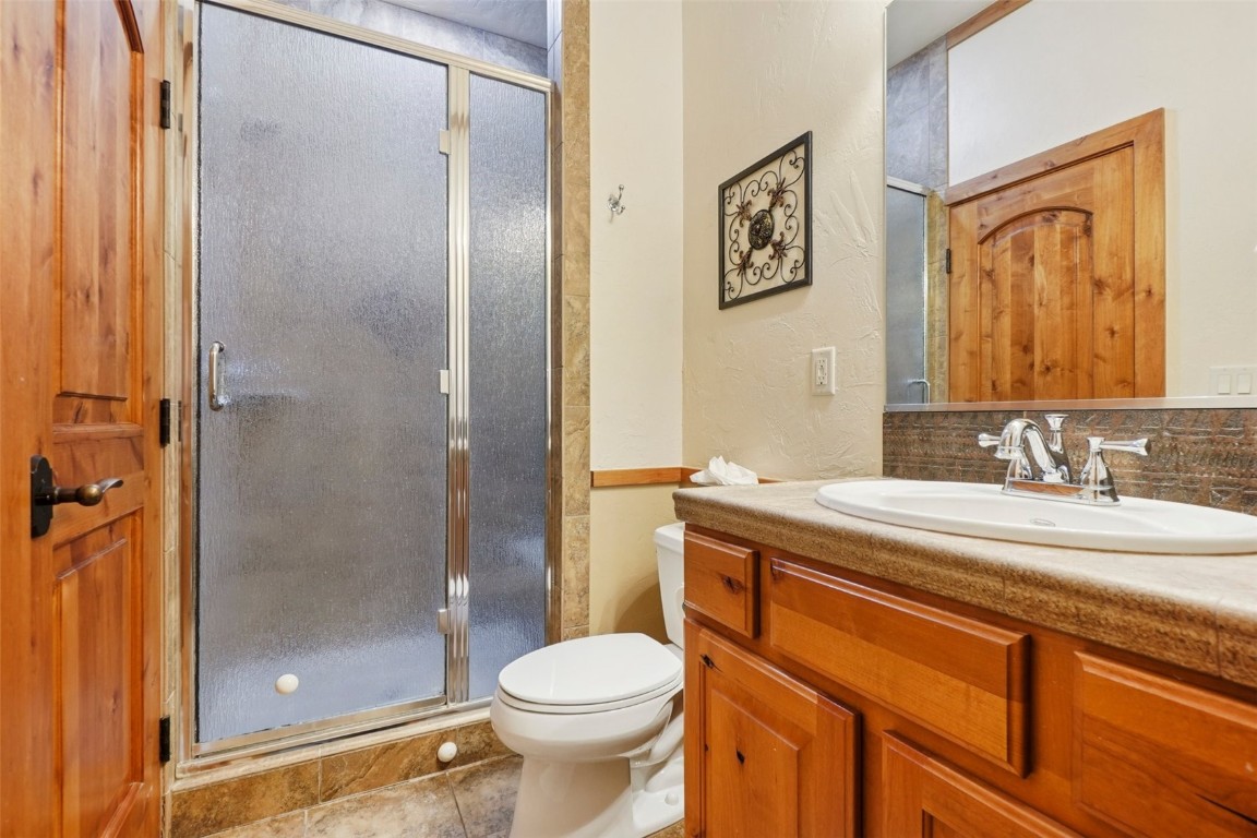 368 Black Hawk CIRCLE