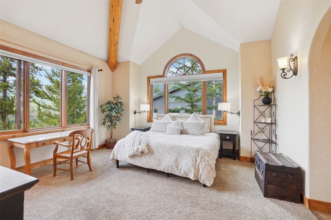 368 Black Hawk CIRCLE