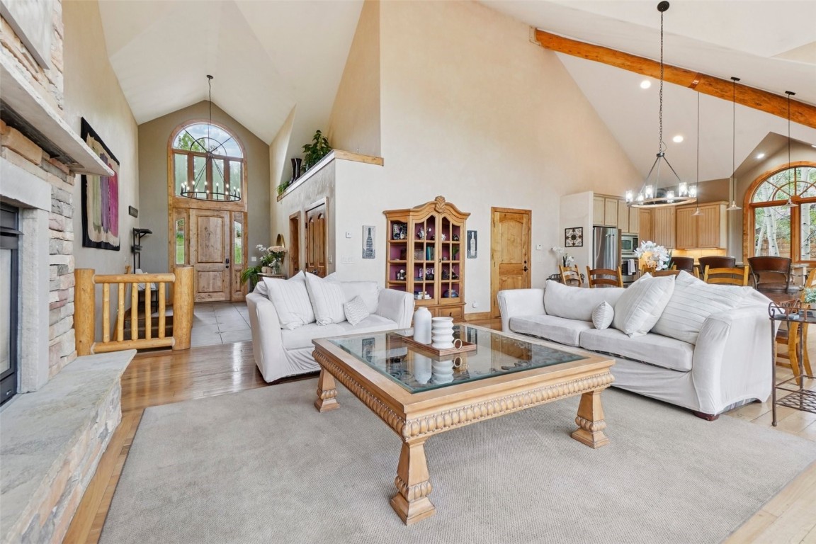 368 Black Hawk CIRCLE