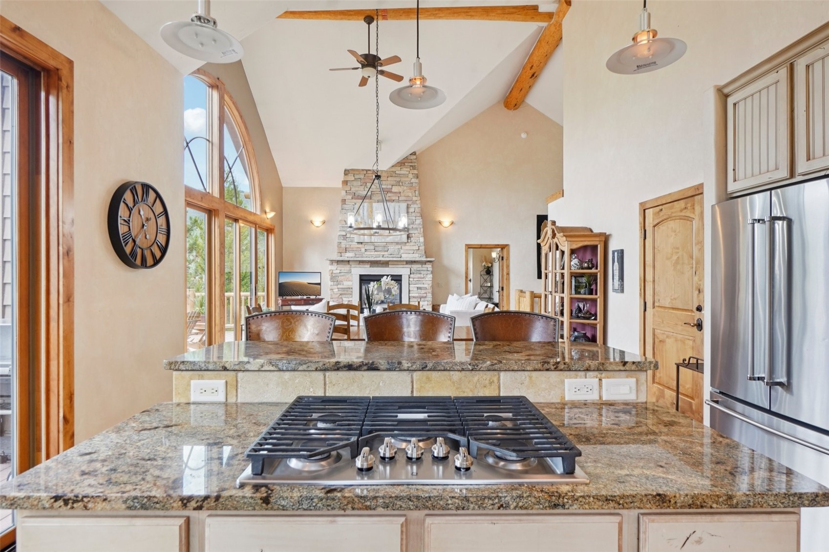 368 Black Hawk CIRCLE