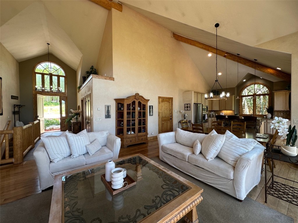 368 Black Hawk CIRCLE