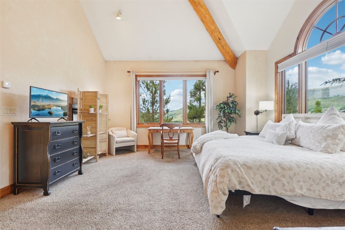 368 Black Hawk CIRCLE