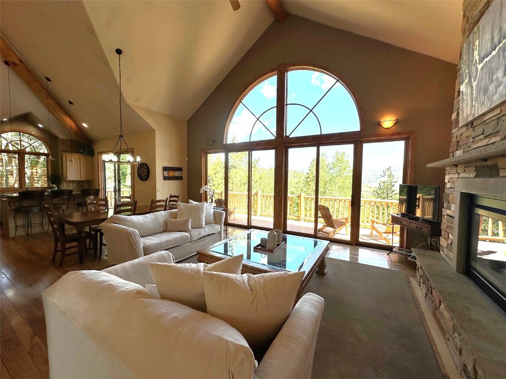 368 Black Hawk CIRCLE