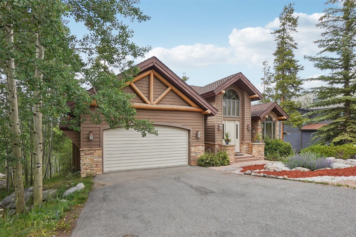 368 Black Hawk CIRCLE