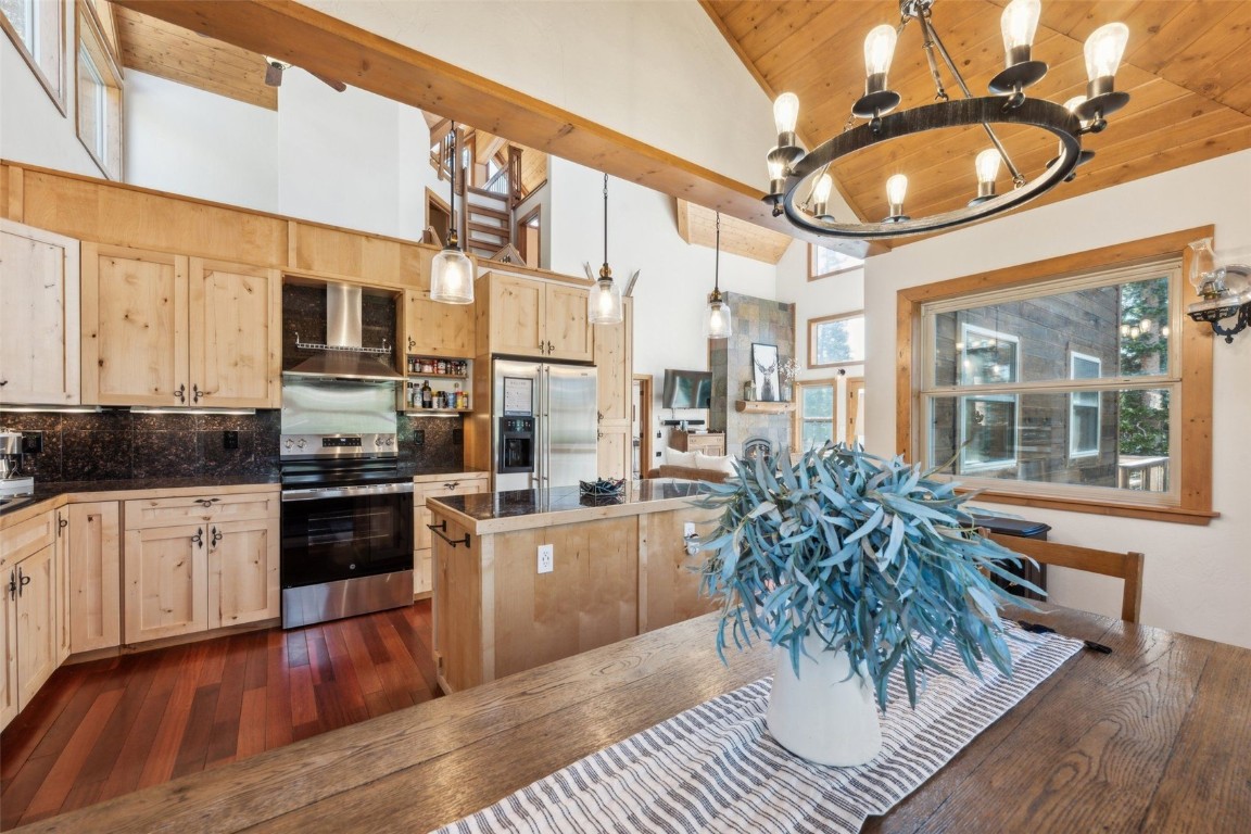 62 Lazy Rex ROAD