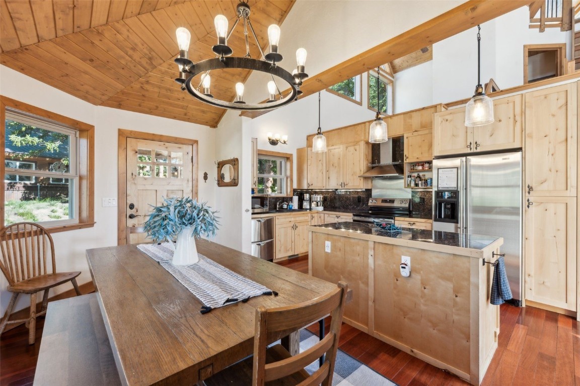 62 Lazy Rex ROAD