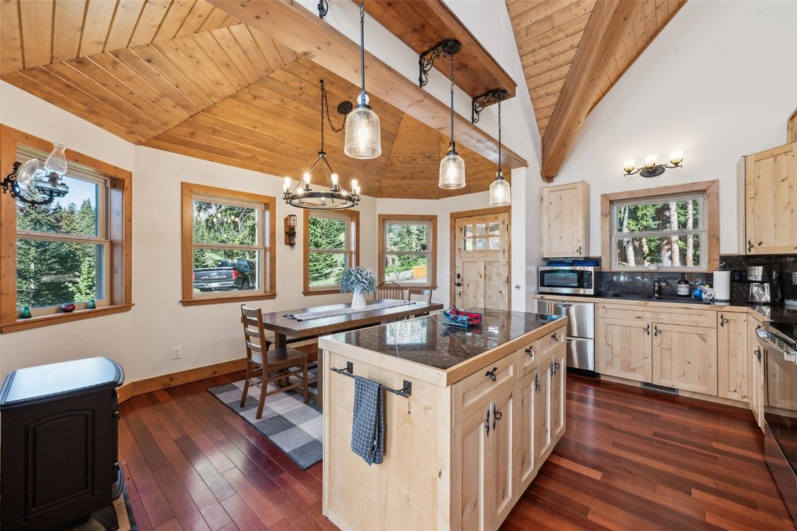 62 Lazy Rex ROAD