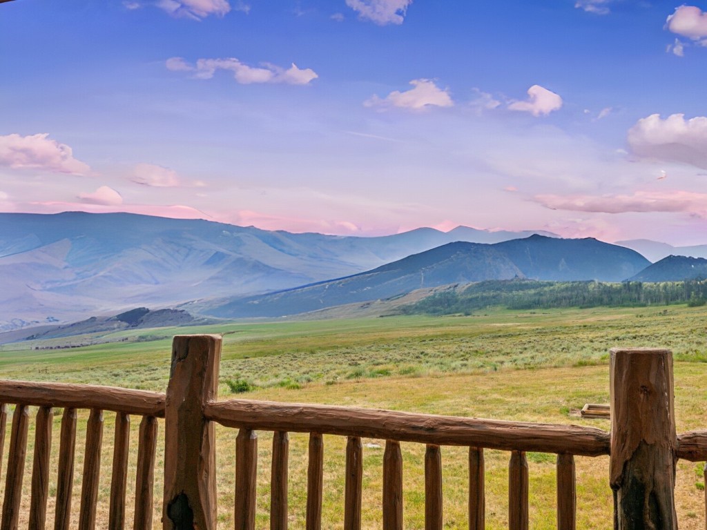 733 Spring Creek Ranch ROAD