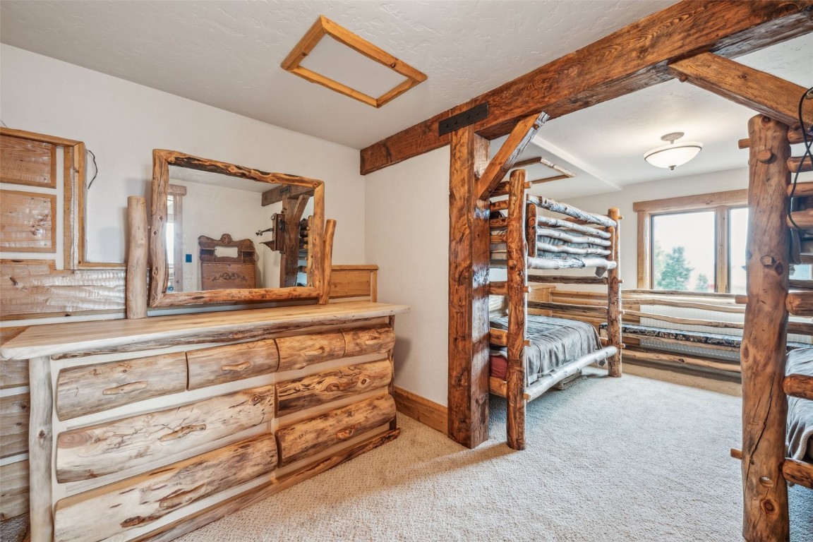 733 Spring Creek Ranch ROAD