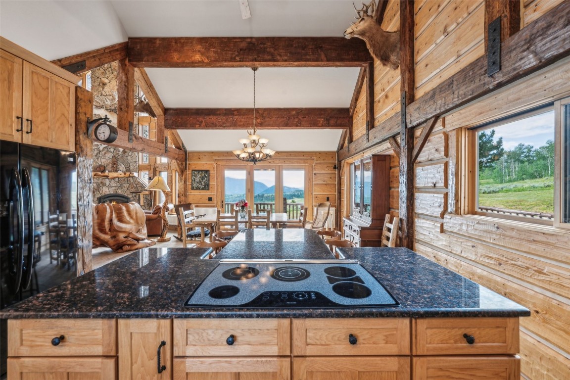 733 Spring Creek Ranch ROAD