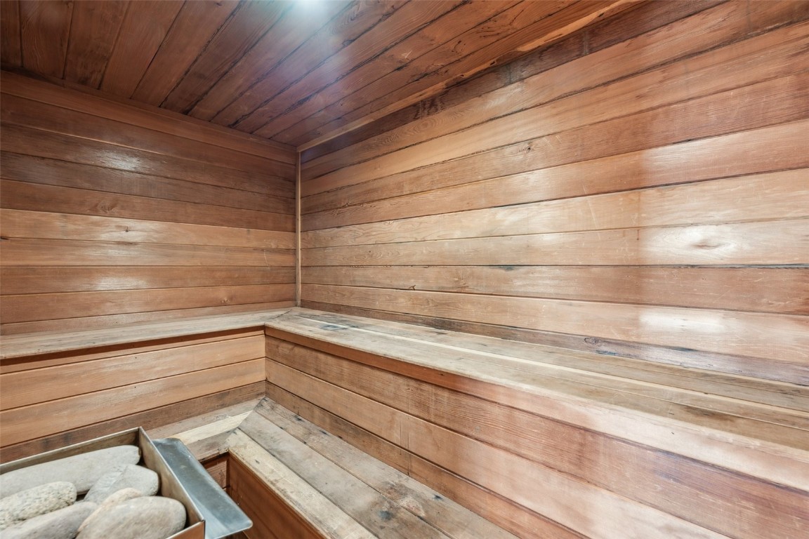 733 Spring Creek Ranch ROAD