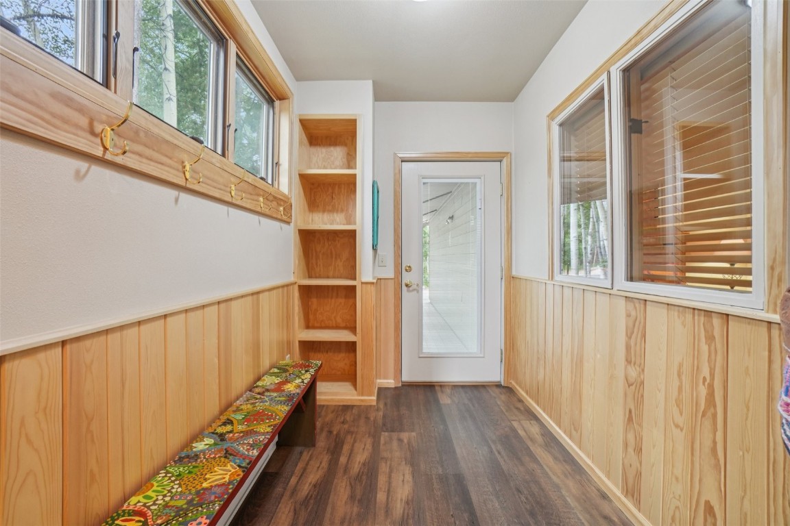 32 Hawn DRIVE