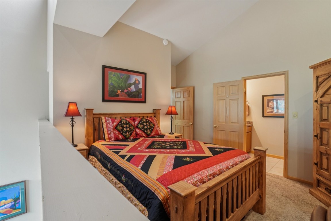32 Hawn DRIVE