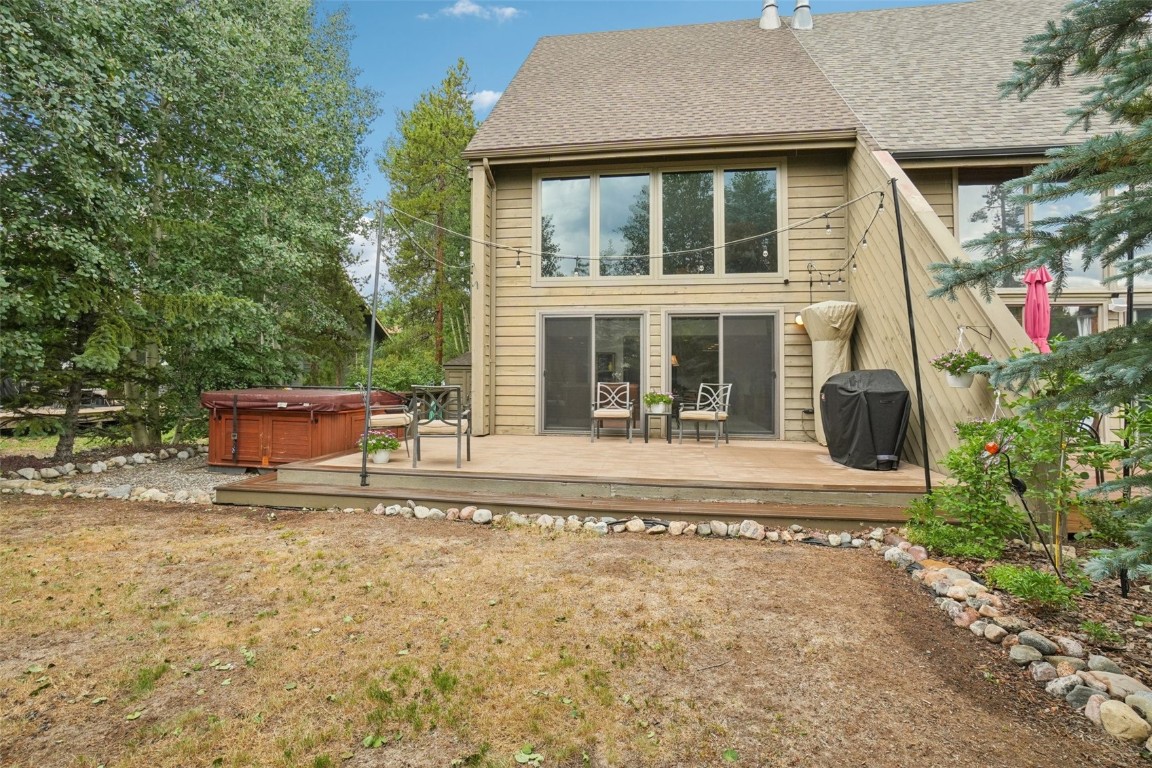 32 Hawn DRIVE