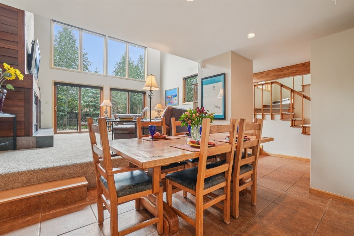32 Hawn DRIVE